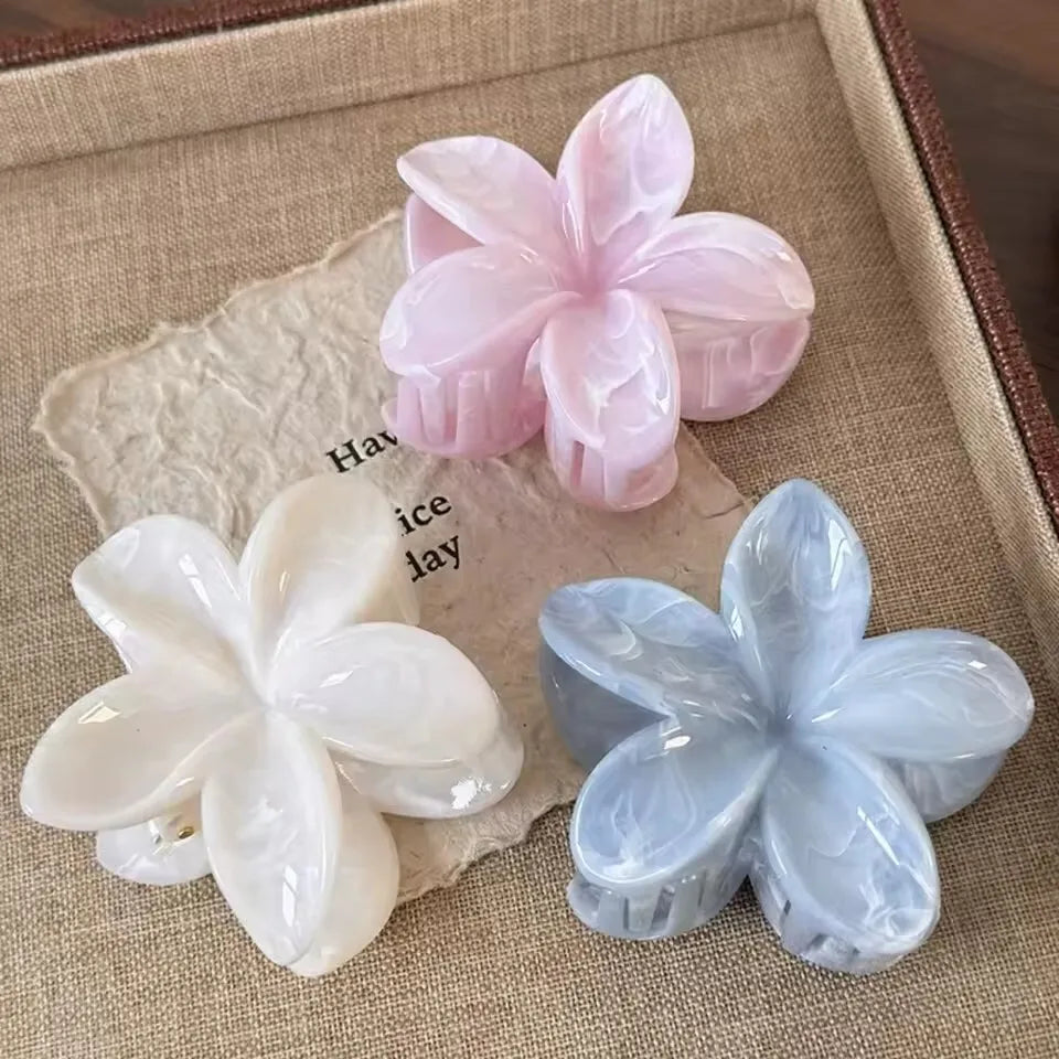 Hawaiian Grip Hair Claw